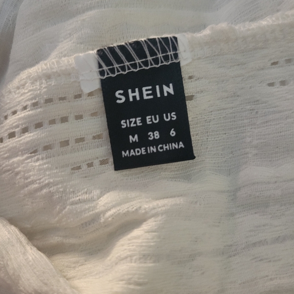 SHEIN Textured White Sleeveless Blouse - Picture 3 of 3